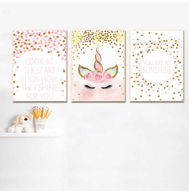 Baby Unicorn Nursery - ภาพตกแต่งห้องนอนเด็กผู้หญิง ตกแต่งห้องเด็ก ยูนิคอร์นสีชมพู คำคมตกแต่งห้องเด็ก ภาพพิมพ์บนผ้าใบติดผนัง สไตล์นอร์ดิก