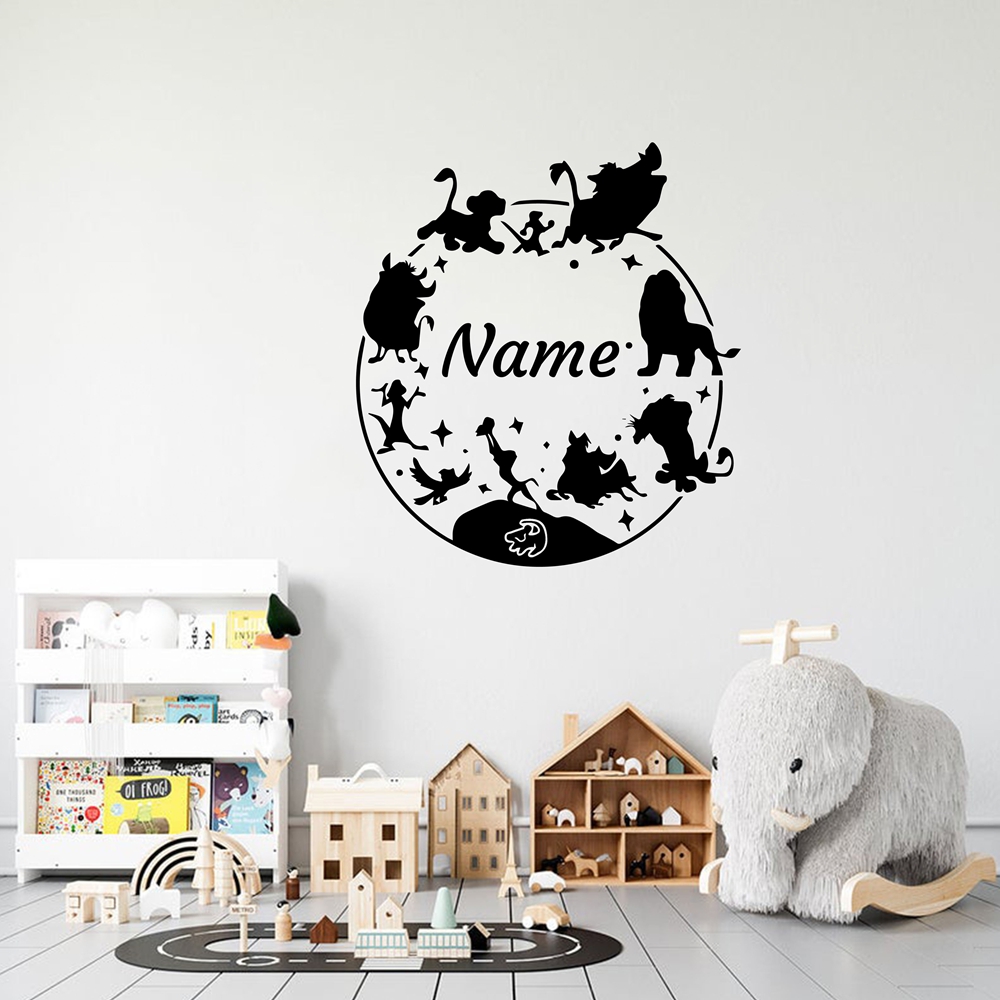 Wall Decal Nursery - สติ๊กเกอร์ติดผนังลายสัตว์สร้างสรรค์ 1 ชิ้น ปรับแต่งข้อความได้ สำหรับตกแต่งห้องเด็ก ห้องนั่งเล่น