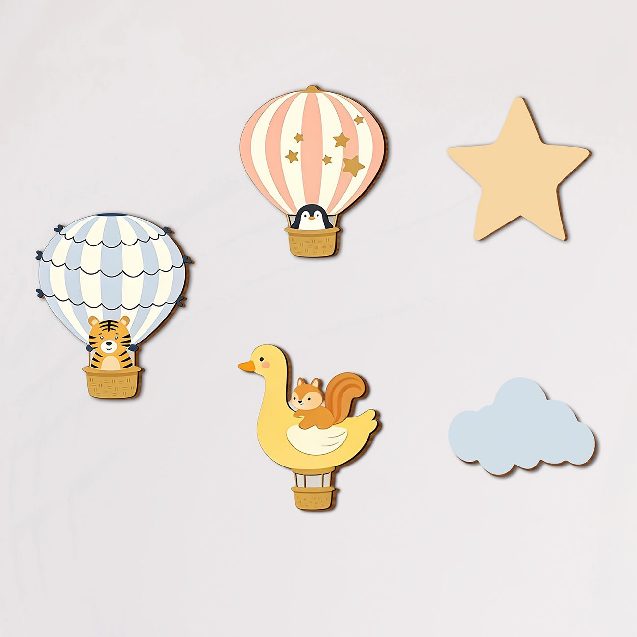 Wall Decal Nursery - สติ๊กเกอร์ติดผนังไม้รูปบอลลูนลมร้อนรูปสัตว์ 5 ชิ้น ตกแต่งห้องเด็ก